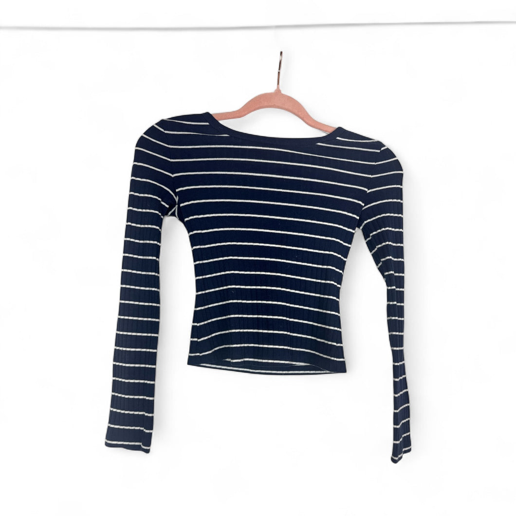 Used Like New- Nordstrom striped T-shirt, size M 7/8