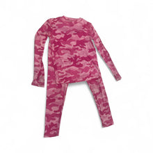 Load image into Gallery viewer, Used Like New- Girls Athletic pink camo layering set, Youth Medium (8)