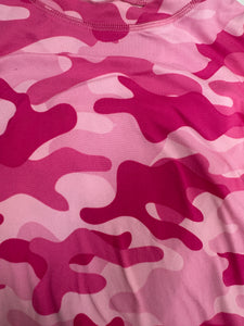 Used Like New- Girls Athletic pink camo layering set, Youth Medium (8)