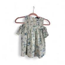 Load image into Gallery viewer, Used Like New- I.N. Girl floral blouse, youth S (7/8)