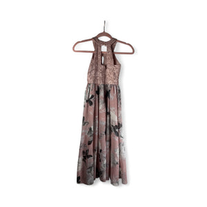 Used Good- pink lace & floral semi-formal shorts/dress, size 10