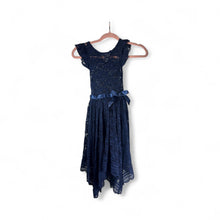 Load image into Gallery viewer, Used Like New- Lilt navy lace semi-formal dress, size 7/8