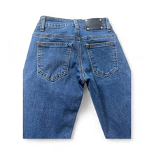Load image into Gallery viewer, Used Like New- Wired Heart flare jeans, size 7