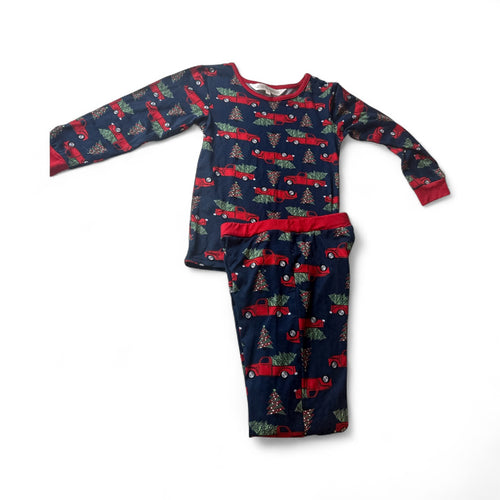 New- Royal Standard- buttery soft Holiday pajamas, size 5T