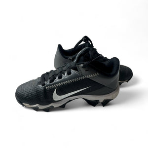 Used Good- Nike cleats, size 11