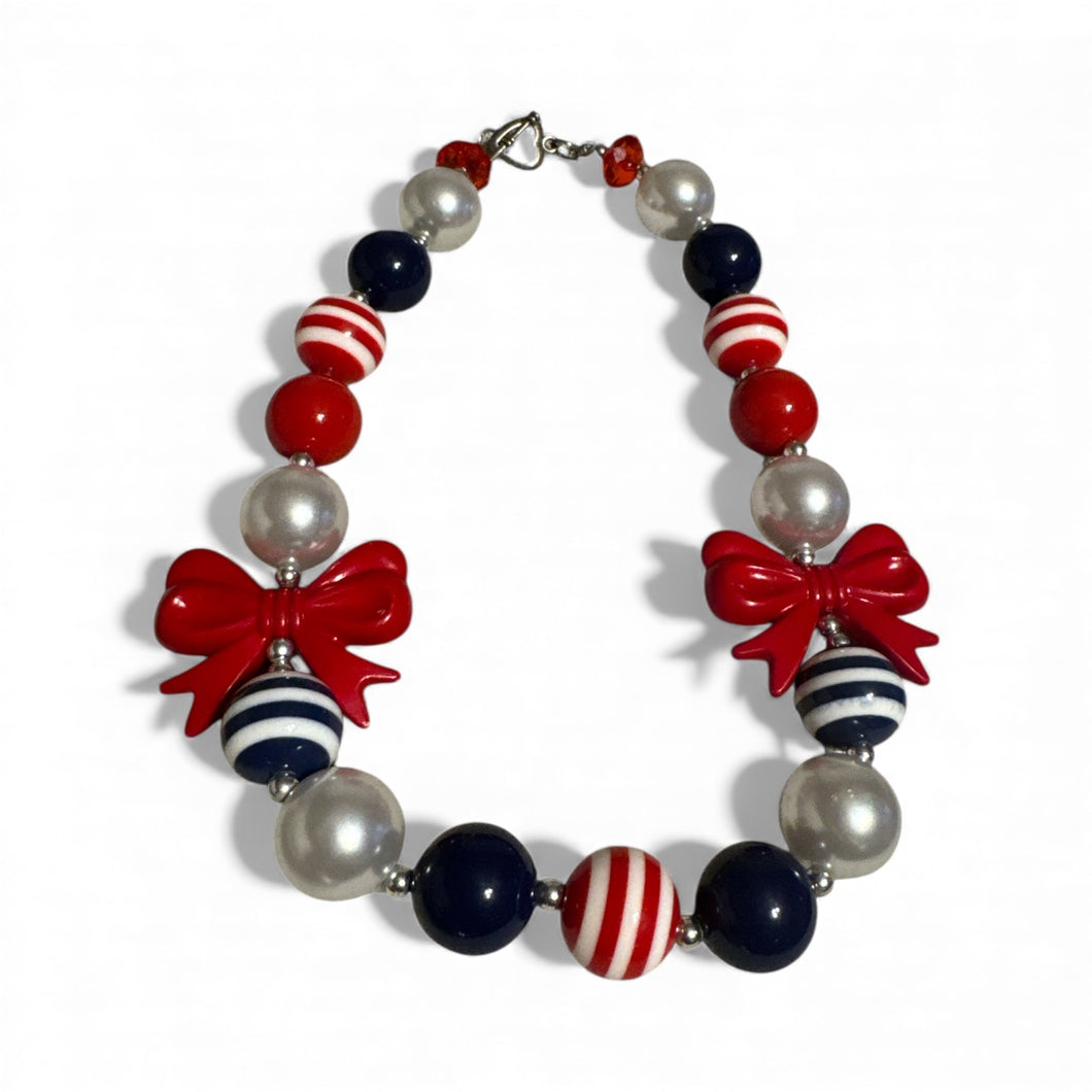 Girls necklace (white, red, navy)